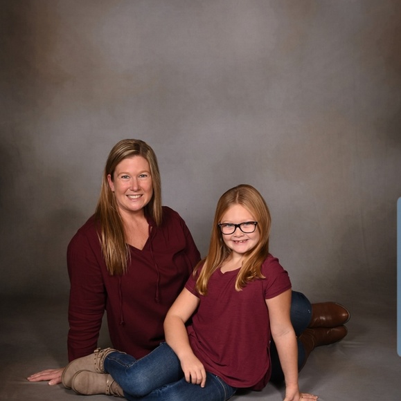 Meet your Posher, Jen - Picture 1 of 1